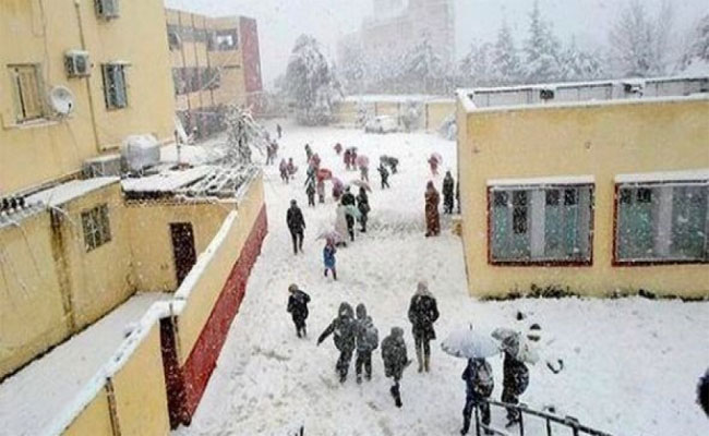 أكثر من 2600 مؤسسة تعليمية في 13 ولاية تضررت جراء الاضطربات الجوية أدت إلى توقيف الدروس