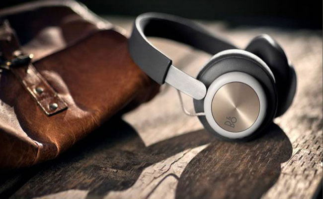سماعات جديدة من المصنع الدنمركي Bang & Olufsen