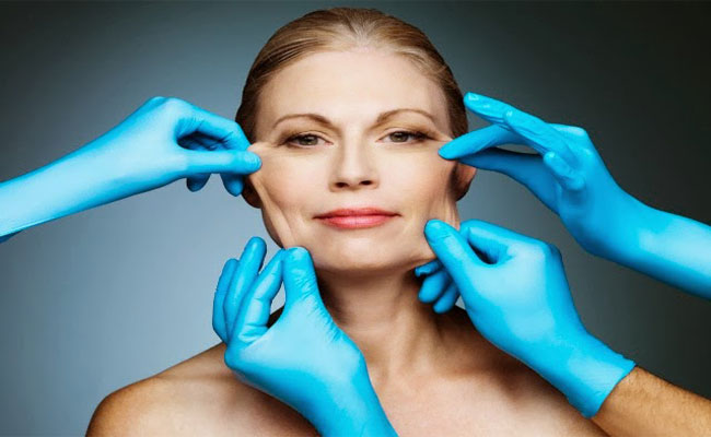 لماذا تصبح عمليات التجميل هوساً حقيقياً؟