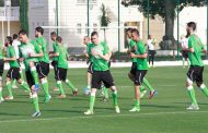 الفاف تبحث عن مدرب للمنتخب المحلي
