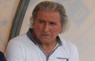 مواسة يشيد بمستوى لاعبي المولودية