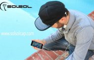 قبعة شمسية لشحن الأجهزة الإلكترونية