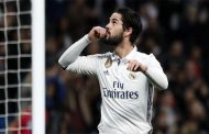 ريال مدريد يجدد عقد إيسكو
