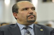 عيسى يعلن عن  منع أي محاولة 
