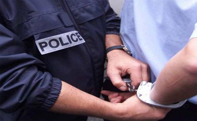 شاب ثلاثيني يقتل رجلا في الأربعينيات بواسطة منجل