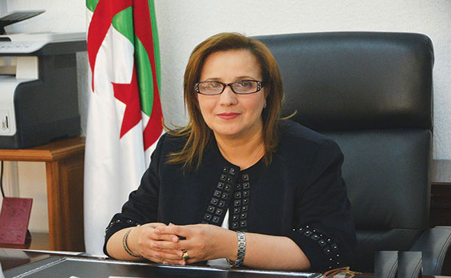مونية مسلم : نسبة 65 بالمائة من خريجي الجامعات نساء و نسبة تشغيل المرأة في الجزائر لا تتجاوز 19 بالمائة