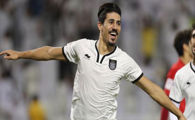 بونجاح يقترب من لقب الهداف