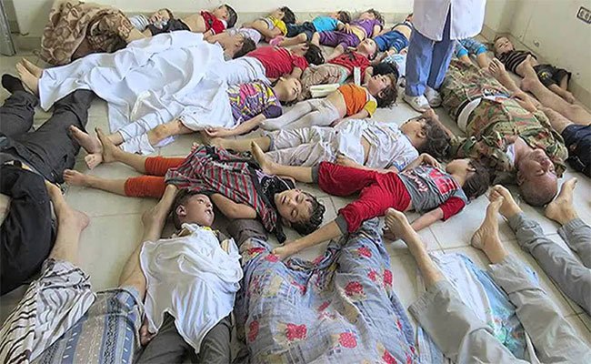 مستشرق يهودي: قصف الأسد بالكيماوي كان بإذن موسكو