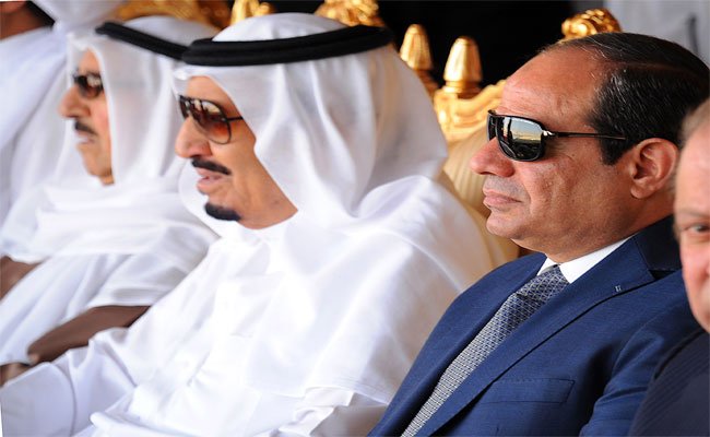 تقرير فرنسي: ما السر وراء التقارب الأخير بين السيسي وسلمان