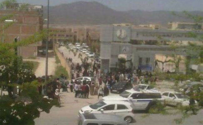 سقوط عدد من الجرحى في معارك دامية بين تنظيمات طلابية بجامعة باتنة
