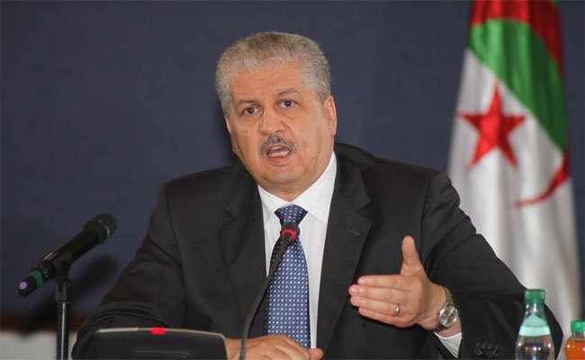 سلال : تشريعيات ماي المقبل ستكون تتويجا لمسار المصادقة على تحصين استقرار الوطن والخيار الديمقراطي للجزائر