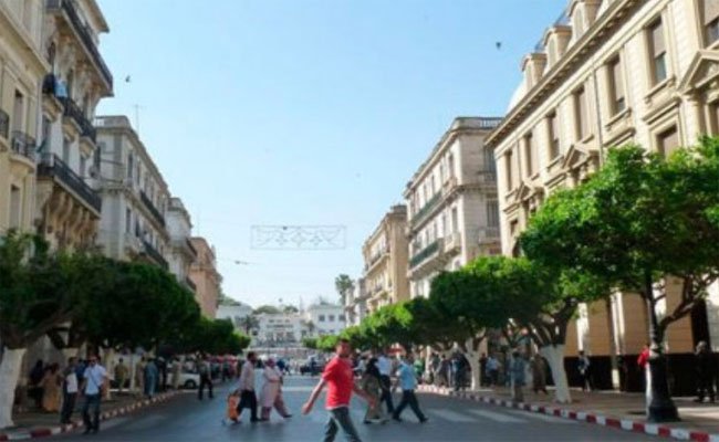 تدخل شرطي يحول دون انتحار شيخ حرقا أمام مبنى المجلس الشعبي الولائي لمستغانم