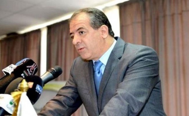 الوزارة تتدخل لحل أزمة مبارتي الكأس