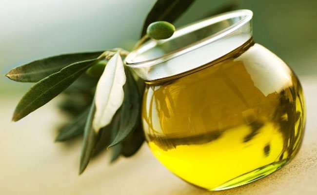 هل يعتبر زيت الزيتون مفيداً أو مضرّاً لمرضى السكري؟