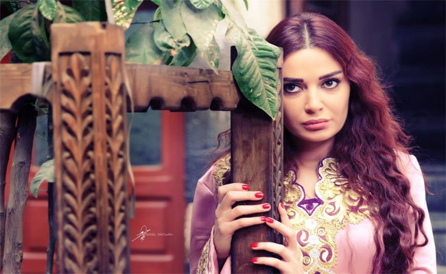 سيرين عبد النور و أمل عرفة تغنيان شارة مسلسليهما في رمضان