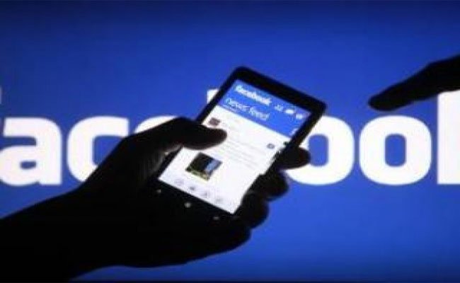 إدانة صاحب استوديو تصوير على خلفية قيامه بنشر صور خليعة على الفايسبوك