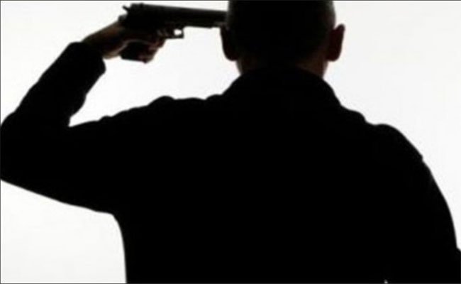 شرطي يضع حدا لحياته بعد أن أطلق النار على نفسه بعين الدفلى