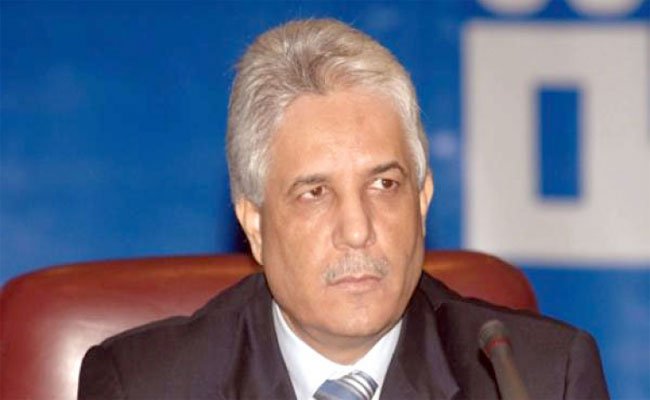 لوح يشيد بـ