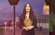 كاميليا ورد تهدي جمهورها