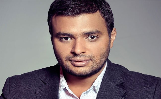رامي صبري يسدل الستارة عن