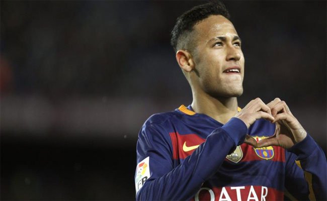نيمار يحسم مصيره مع برشلونة