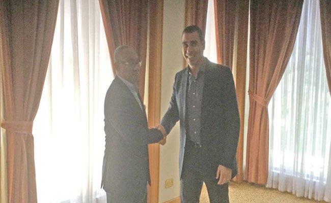 زطشي يوجه دعوة إلى رئيس الكاف