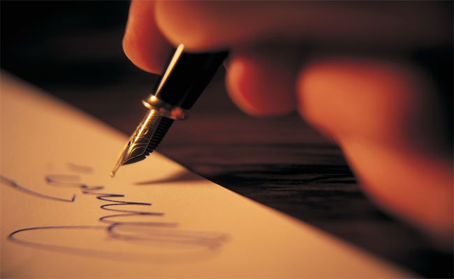 الشاعرة الجزائرية كلثوم دفوس تقتنص الجائزة الأولى