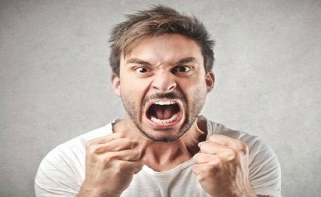 كيف يمكن السيطرة على الانفعالات