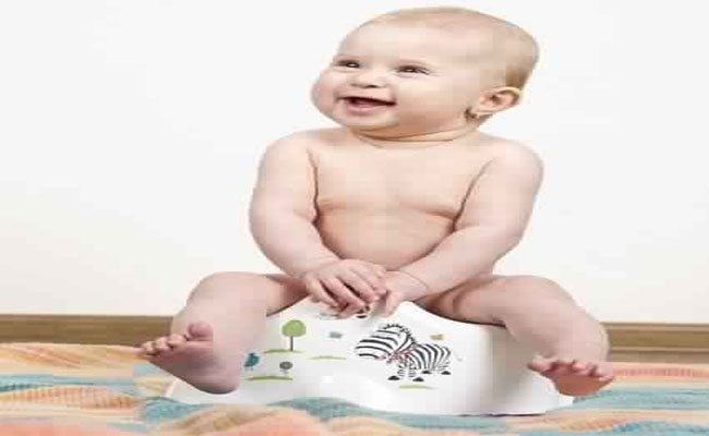 كم مرّة يجب أن يتبرّز الطفل في اليوم؟