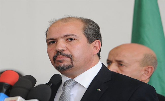 عيسى :