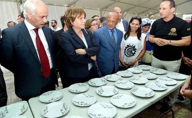 استفادة العائلات المعوزة بالعاصمة من 70.000 قفة رمضان