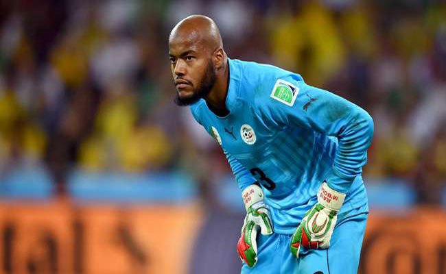 مبولحي مطلوب من الهلال والشباب السعوديين