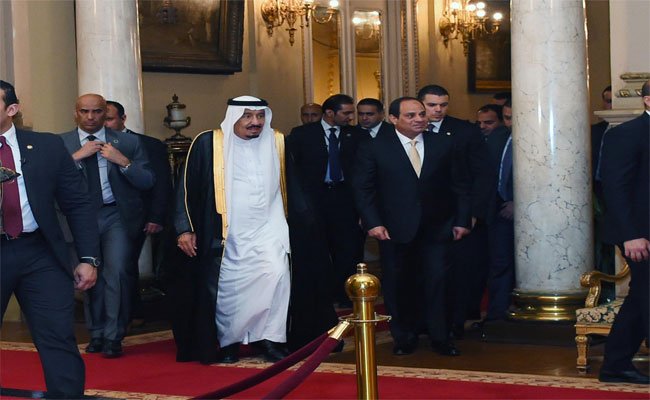 لماذا لم يقاوم السيسي السعودية ومنحها الجزيرتين ؟!