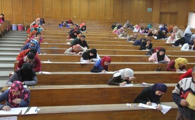 فضيحة : تسريب الامتحانات يصل إلى الجامعة !!!