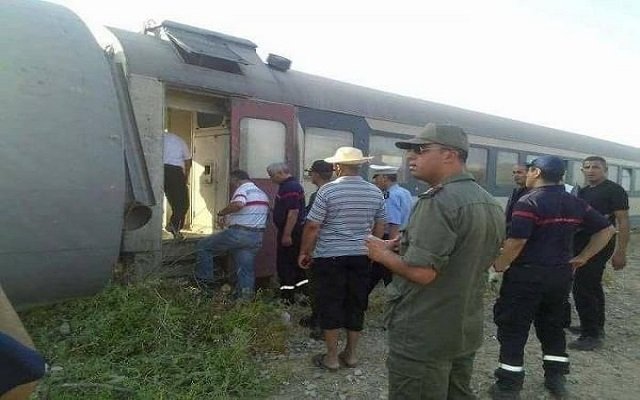 إصابة 23 مسافر بجروح مختلفة في حادث قطار بتونس