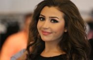 جنات تحتفل بخطوبتها على محامي مصري شهير  بالمغرب