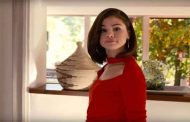 Selena Gomez  تكسب الملايين من الانستجرام