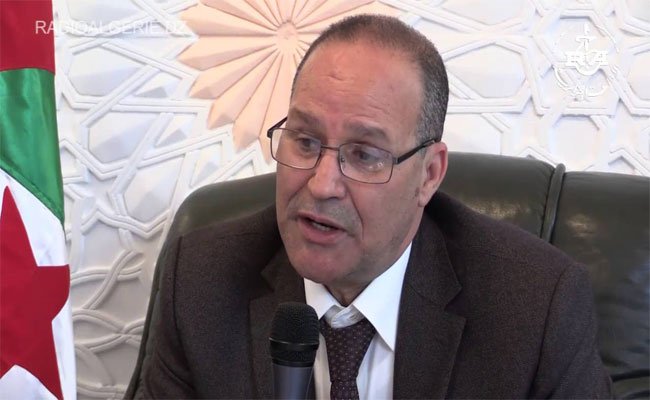 بوعزقي يعلن عن تعويض كافة الخسائر التي لحقت بقطاع الفلاحة جراء الحرائق بعد تقارير اللجـان الولائية و الفلاحـون يثمنـون المبادرة
