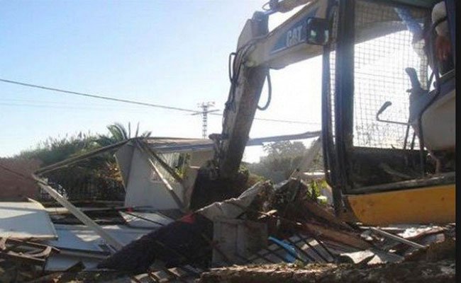 عملية الهدم تصل إلى القضاء على ما يزيد عن 5000 سكن جاهز ( شاليهات) في بومرداس إلى حدود يوم أمس