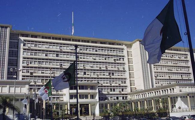 رئيس الجمهورية يجري حركة في سلك الأمناء العامين للولايات والمقاطعات الإدارية، و هذه هي أسماء الذين تم تعيينهم