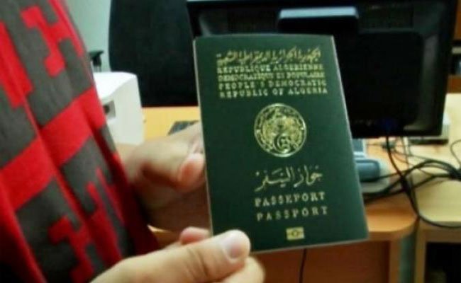 برلماني عن حمس يتهم والي النعامة المقال بسرقة جوازات الحج و تورطه في ملفات فساد على حائطه الفايسبوكي و الوالي يرد بفيديو يصفه بالكذاب وعديم الضمير!