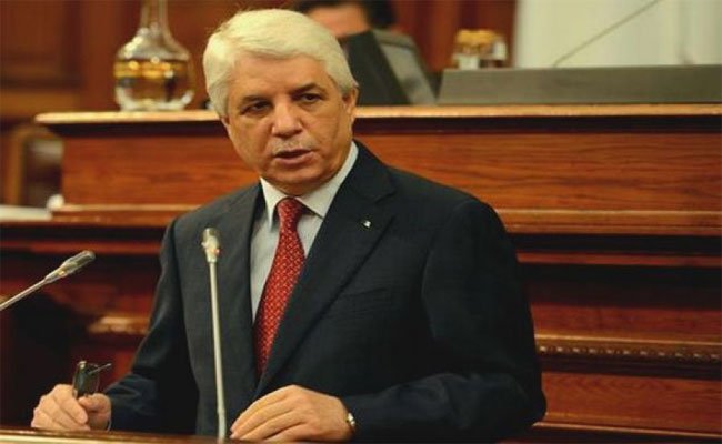 لوح يؤكد أن قانون حماية الطفل يعد إطارا شاملا لحماية فئة الأطفال الجانحين وفئة الأطفال في خطر و يجمع بين الحماية الاجتماعية و القضائية