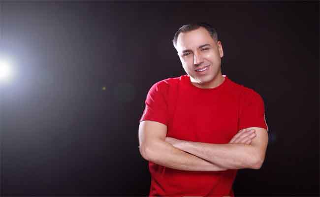 فنان الراي موس ماهر يغني للمهاجرين في