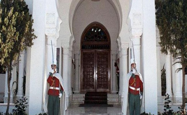 رئيس الجمهورية يقوم بإجراء حركة في سلك الولاة والولاة المنتدبين