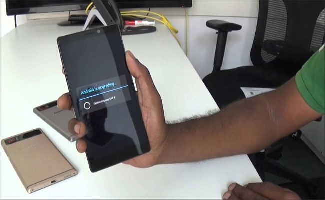 لينوفو ستتخلى عن واجهة نظام هواتفها في مقابل نسخة نقية