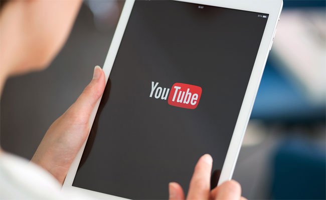 يوتيوب تلجئ إلى الذكاء الاصطناعي للتعامل بشكل أسرع مع المحتويات الإرهابية