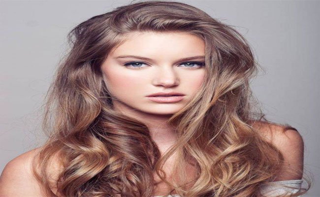 لشعر حيوي وصحي في الصيف... إلتزمي بهذه الإرشادات!