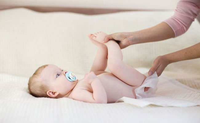 هل يعتبر البراز الأخضر ذات دلالات خطيرة؟