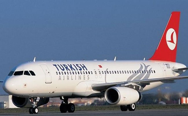4 جزائريين يرغمون طائرة تركية على الهبوط الاضطراري بإيطاليا !