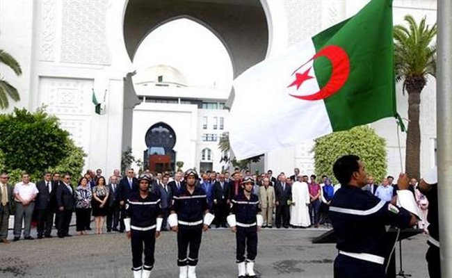إحياء وزارة الشؤون الخارجية لذكرى اليوم الوطني للمجاهد